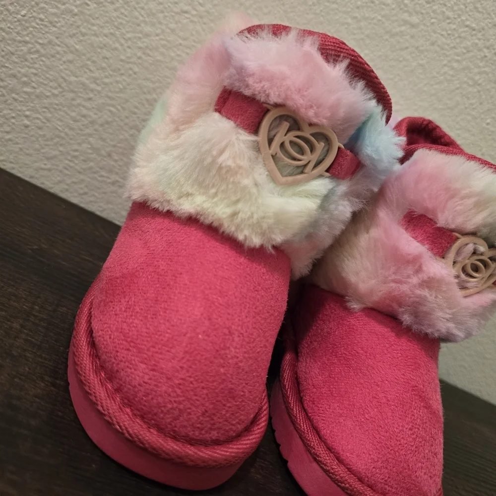 Bebe Girls Faux Fur‎ Tie Dye Boots NWT Pink Size Toddler 7
